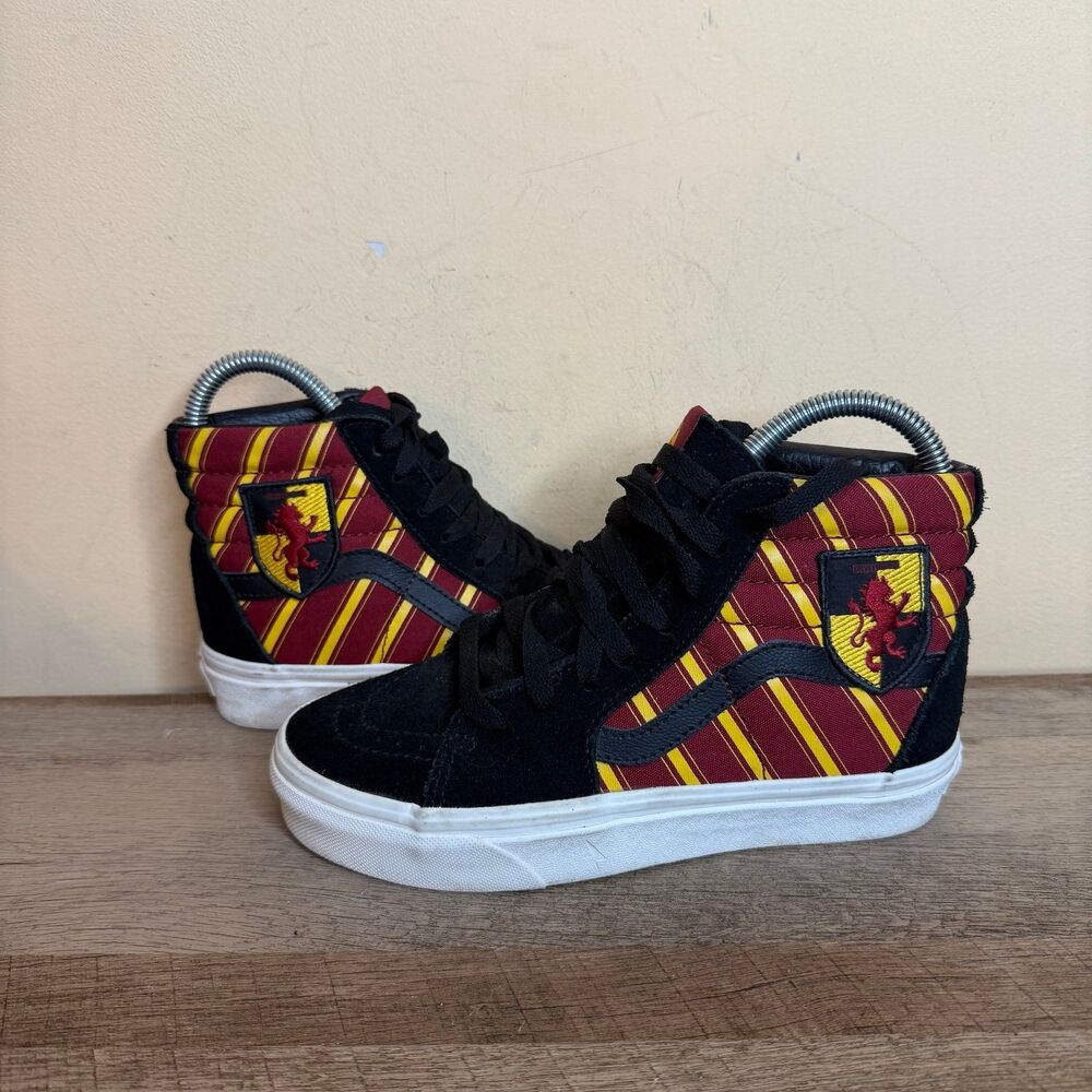 Harry Potter x Vans Sk8-Hi 'Gryffindor' edition women’s size 5 shoes - Picture 6 of 7